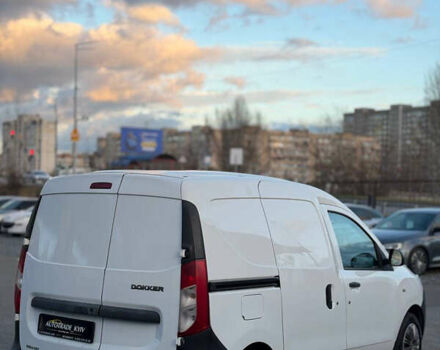 Белый Рено Dokker, объемом двигателя 1.6 л и пробегом 217 тыс. км за 7000 $, фото 5 на Automoto.ua