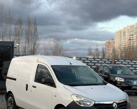 Белый Рено Dokker, объемом двигателя 1.6 л и пробегом 217 тыс. км за 7000 $, фото 2 на Automoto.ua