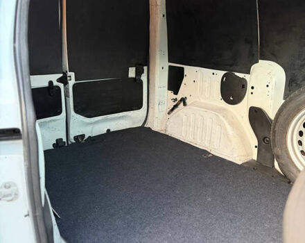 Белый Рено Dokker, объемом двигателя 1.6 л и пробегом 217 тыс. км за 7000 $, фото 8 на Automoto.ua