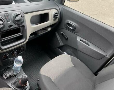 Белый Рено Dokker, объемом двигателя 1.6 л и пробегом 217 тыс. км за 7800 $, фото 5 на Automoto.ua