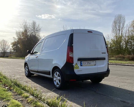 Белый Рено Dokker, объемом двигателя 1.6 л и пробегом 183 тыс. км за 8700 $, фото 3 на Automoto.ua