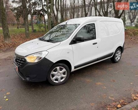 Белый Рено Dokker, объемом двигателя 1.5 л и пробегом 87 тыс. км за 12990 $, фото 9 на Automoto.ua
