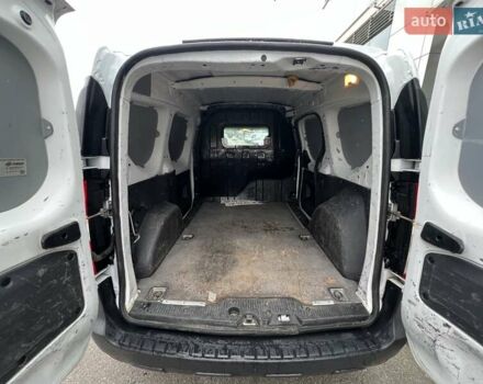 Белый Рено Dokker, объемом двигателя 1.5 л и пробегом 230 тыс. км за 9200 $, фото 14 на Automoto.ua