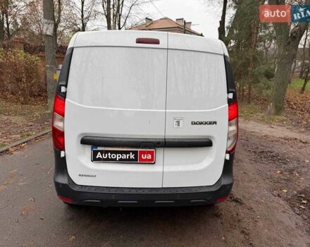 Белый Рено Dokker, объемом двигателя 1.5 л и пробегом 87 тыс. км за 12990 $, фото 6 на Automoto.ua