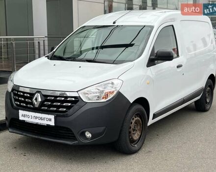 Белый Рено Dokker, объемом двигателя 1.5 л и пробегом 230 тыс. км за 9200 $, фото 2 на Automoto.ua