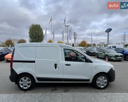 Білий Рено Dokker, об'ємом двигуна 1.5 л та пробігом 258 тис. км за 8842 $, фото 4 на Automoto.ua