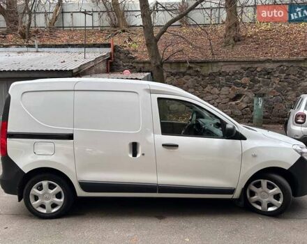 Білий Рено Dokker, об'ємом двигуна 1.5 л та пробігом 87 тис. км за 13000 $, фото 7 на Automoto.ua