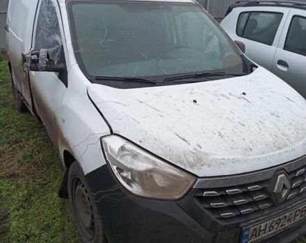 Белый Рено Dokker, объемом двигателя 1.46 л и пробегом 100 тыс. км за 6900 $, фото 1 на Automoto.ua