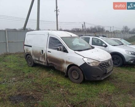 Белый Рено Dokker, объемом двигателя 1.46 л и пробегом 100 тыс. км за 6900 $, фото 3 на Automoto.ua