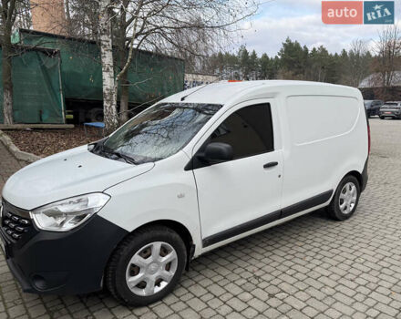 Белый Рено Dokker, объемом двигателя 1.5 л и пробегом 261 тыс. км за 6500 $, фото 1 на Automoto.ua