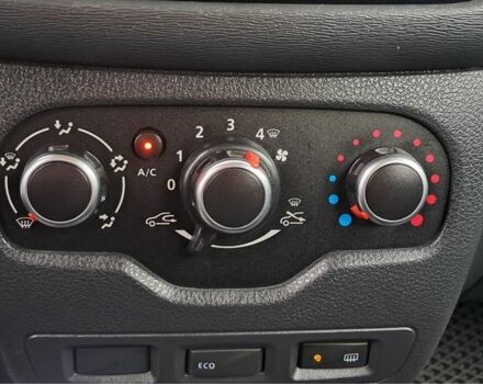 Білий Рено Dokker, об'ємом двигуна 1.5 л та пробігом 73 тис. км за 9800 $, фото 13 на Automoto.ua
