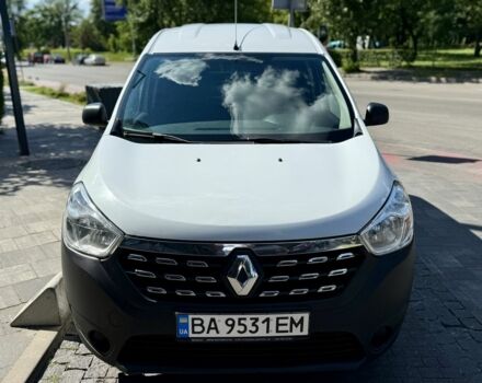Белый Рено Dokker, объемом двигателя 1.5 л и пробегом 140 тыс. км за 9200 $, фото 11 на Automoto.ua