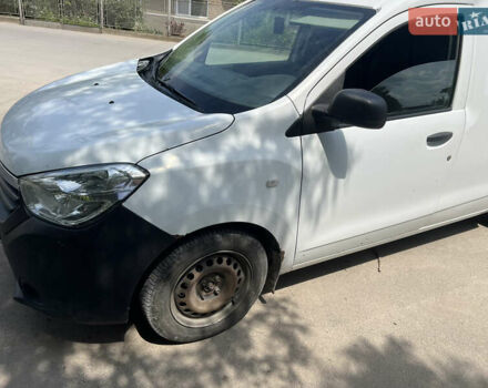 Белый Рено Dokker, объемом двигателя 1.46 л и пробегом 190 тыс. км за 5000 $, фото 1 на Automoto.ua