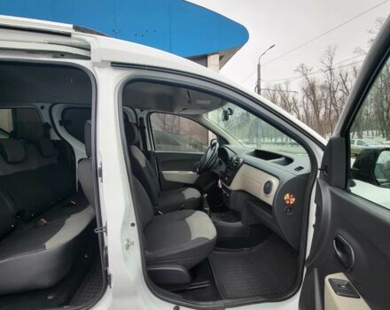 Білий Рено Dokker, об'ємом двигуна 1.5 л та пробігом 240 тис. км за 7300 $, фото 5 на Automoto.ua