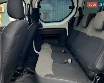 Белый Рено Dokker, объемом двигателя 1.5 л и пробегом 299 тыс. км за 7300 $, фото 10 на Automoto.ua