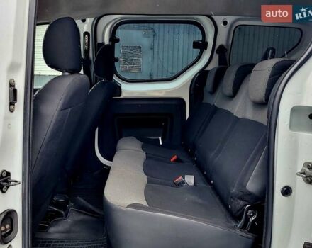 Белый Рено Dokker, объемом двигателя 1.5 л и пробегом 299 тыс. км за 7300 $, фото 11 на Automoto.ua