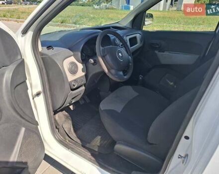 Белый Рено Dokker, объемом двигателя 1.5 л и пробегом 217 тыс. км за 4300 $, фото 25 на Automoto.ua