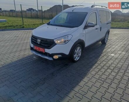 Белый Рено Dokker, объемом двигателя 0 л и пробегом 242 тыс. км за 9200 $, фото 12 на Automoto.ua