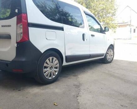 Білий Рено Dokker, об'ємом двигуна 1.46 л та пробігом 300 тис. км за 8500 $, фото 3 на Automoto.ua