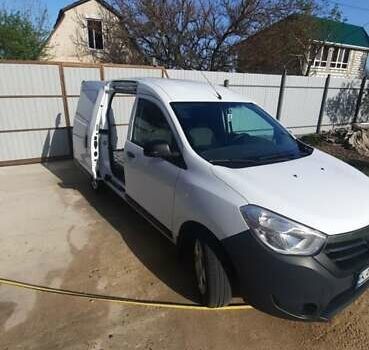 Білий Рено Dokker, об'ємом двигуна 1.5 л та пробігом 170 тис. км за 6900 $, фото 2 на Automoto.ua