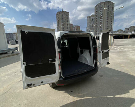 Белый Рено Dokker, объемом двигателя 1.6 л и пробегом 217 тыс. км за 7800 $, фото 20 на Automoto.ua