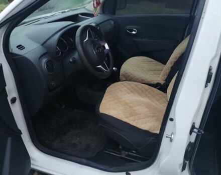 Белый Рено Dokker, объемом двигателя 1.6 л и пробегом 310 тыс. км за 4999 $, фото 4 на Automoto.ua