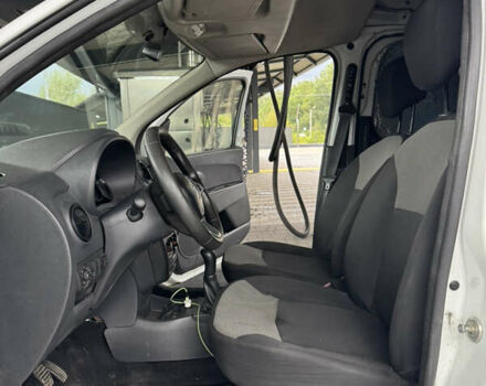 Белый Рено Dokker, объемом двигателя 14.86 л и пробегом 241 тыс. км за 7500 $, фото 8 на Automoto.ua