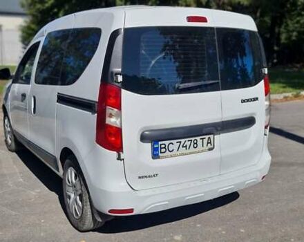 Белый Рено Dokker, объемом двигателя 1.6 л и пробегом 193 тыс. км за 8600 $, фото 2 на Automoto.ua