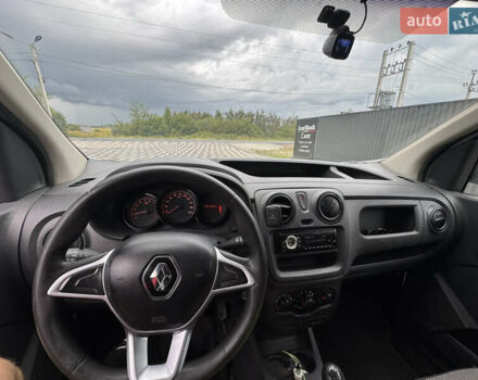 Белый Рено Dokker, объемом двигателя 14.86 л и пробегом 241 тыс. км за 7500 $, фото 1 на Automoto.ua