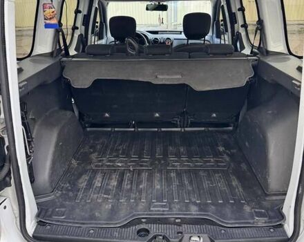 Белый Рено Dokker, объемом двигателя 1.46 л и пробегом 202 тыс. км за 10200 $, фото 10 на Automoto.ua