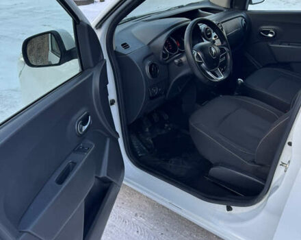 Белый Рено Dokker, объемом двигателя 1.5 л и пробегом 146 тыс. км за 8950 $, фото 2 на Automoto.ua