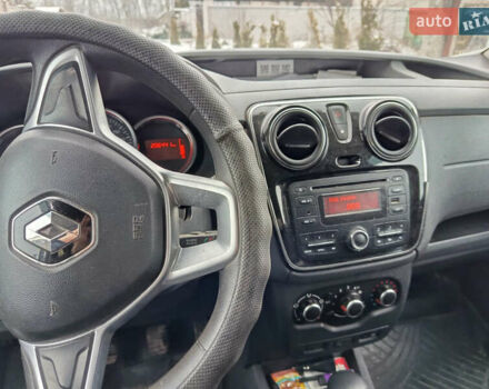 Білий Рено Dokker, об'ємом двигуна 1.46 л та пробігом 206 тис. км за 10000 $, фото 9 на Automoto.ua