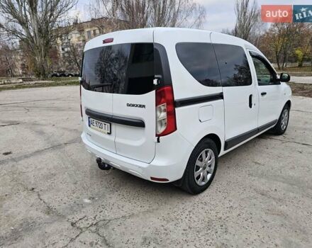 Белый Рено Dokker, объемом двигателя 1.5 л и пробегом 79 тыс. км за 11500 $, фото 8 на Automoto.ua