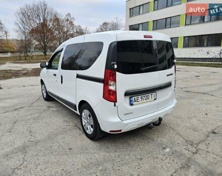 Белый Рено Dokker, объемом двигателя 1.5 л и пробегом 79 тыс. км за 11500 $, фото 6 на Automoto.ua