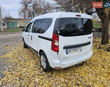 Белый Рено Dokker, объемом двигателя 1.5 л и пробегом 79 тыс. км за 11500 $, фото 2 на Automoto.ua