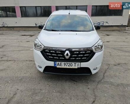 Белый Рено Dokker, объемом двигателя 1.5 л и пробегом 79 тыс. км за 11500 $, фото 14 на Automoto.ua