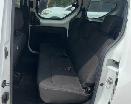 Белый Рено Dokker, объемом двигателя 1.6 л и пробегом 79 тыс. км за 12500 $, фото 2 на Automoto.ua