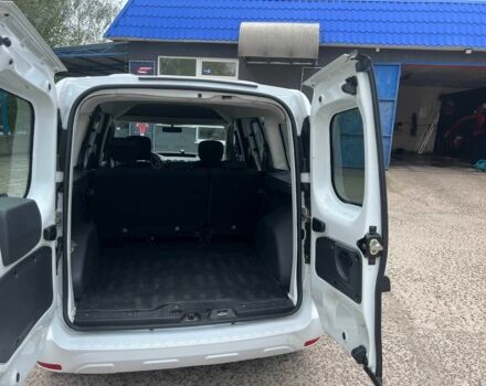 Белый Рено Dokker, объемом двигателя 1.6 л и пробегом 79 тыс. км за 12500 $, фото 11 на Automoto.ua