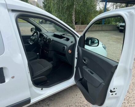 Белый Рено Dokker, объемом двигателя 1.6 л и пробегом 79 тыс. км за 12500 $, фото 14 на Automoto.ua