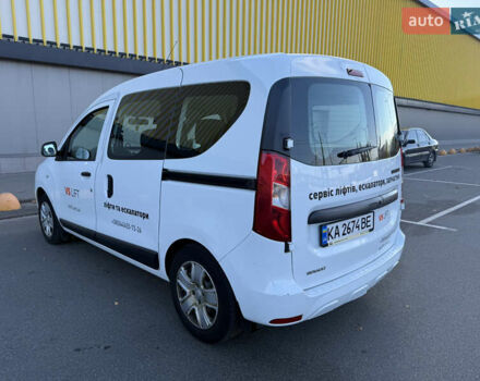 Белый Рено Dokker, объемом двигателя 1.5 л и пробегом 156 тыс. км за 12900 $, фото 8 на Automoto.ua