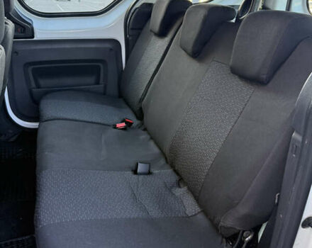 Белый Рено Dokker, объемом двигателя 1.5 л и пробегом 156 тыс. км за 12900 $, фото 24 на Automoto.ua