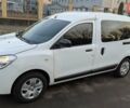 Белый Рено Dokker, объемом двигателя 1.6 л и пробегом 52 тыс. км за 13999 $, фото 1 на Automoto.ua