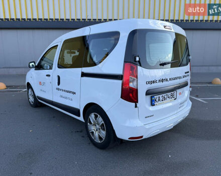 Белый Рено Dokker, объемом двигателя 1.5 л и пробегом 156 тыс. км за 12900 $, фото 10 на Automoto.ua