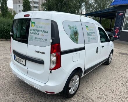 Белый Рено Dokker, объемом двигателя 1.6 л и пробегом 79 тыс. км за 12500 $, фото 9 на Automoto.ua