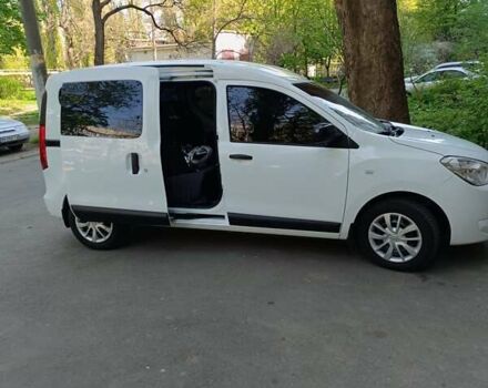 Белый Рено Dokker, объемом двигателя 1.5 л и пробегом 86 тыс. км за 14000 $, фото 1 на Automoto.ua