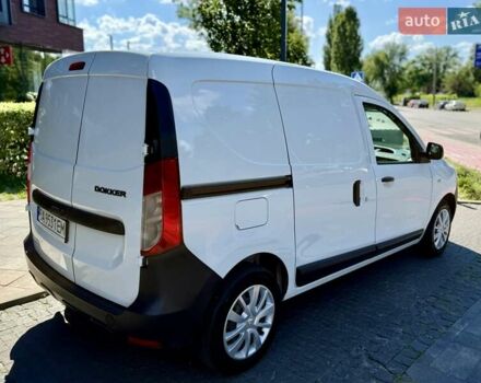 Білий Рено Dokker, об'ємом двигуна 1.5 л та пробігом 140 тис. км за 9200 $, фото 7 на Automoto.ua