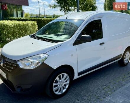 Білий Рено Dokker, об'ємом двигуна 1.5 л та пробігом 140 тис. км за 9200 $, фото 1 на Automoto.ua