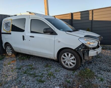 Белый Рено Dokker, объемом двигателя 1.6 л и пробегом 250 тыс. км за 2650 $, фото 1 на Automoto.ua