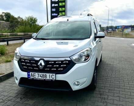 Білий Рено Dokker, об'ємом двигуна 1.5 л та пробігом 300 тис. км за 9500 $, фото 2 на Automoto.ua
