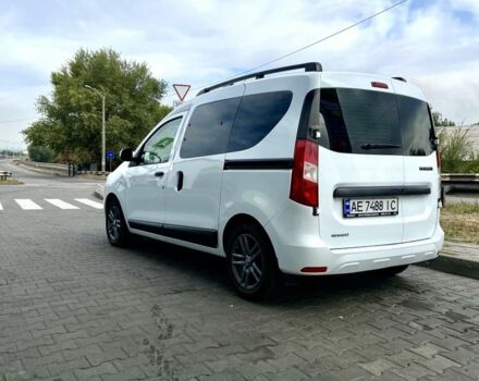 Білий Рено Dokker, об'ємом двигуна 1.5 л та пробігом 300 тис. км за 9500 $, фото 4 на Automoto.ua